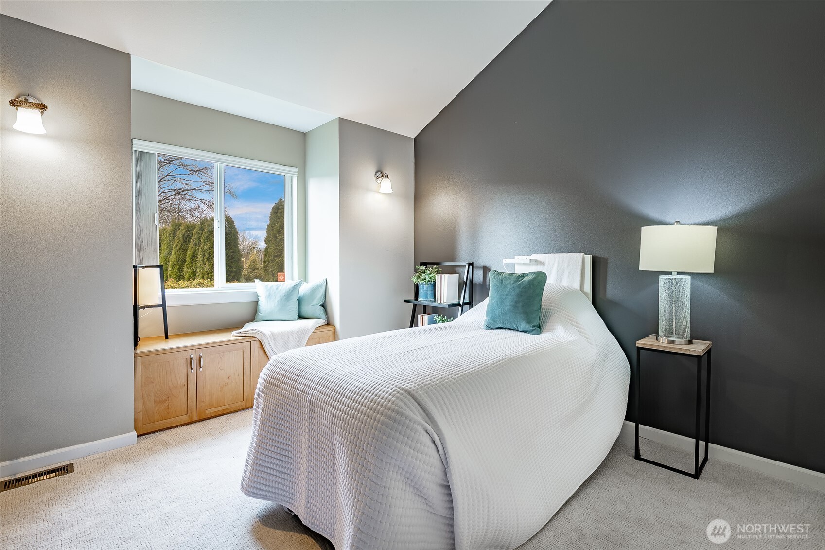 7968 E Golf Course Drive , Blaine, WA 98230