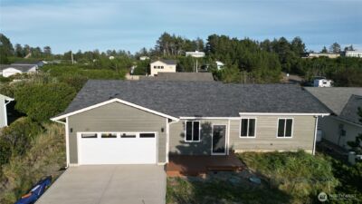 30410 H Street , Ocean Park, WA 98640