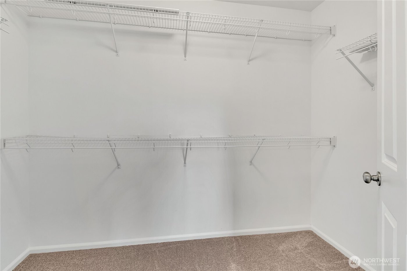 13328 SE 255th Street , Kent, WA 98042-6679