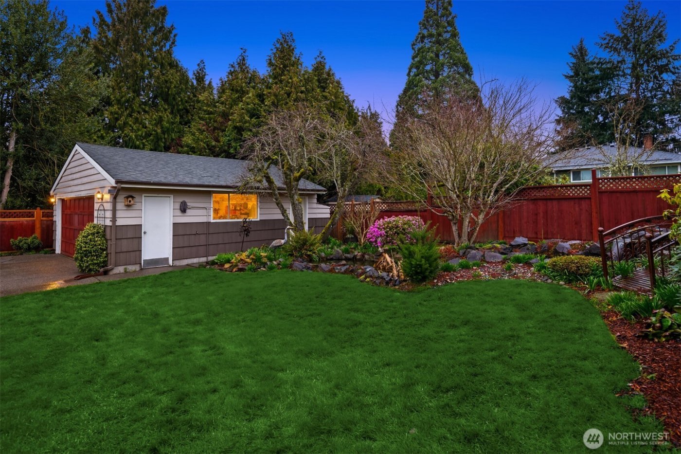 16534 4th Avenue S, Burien, WA 98148