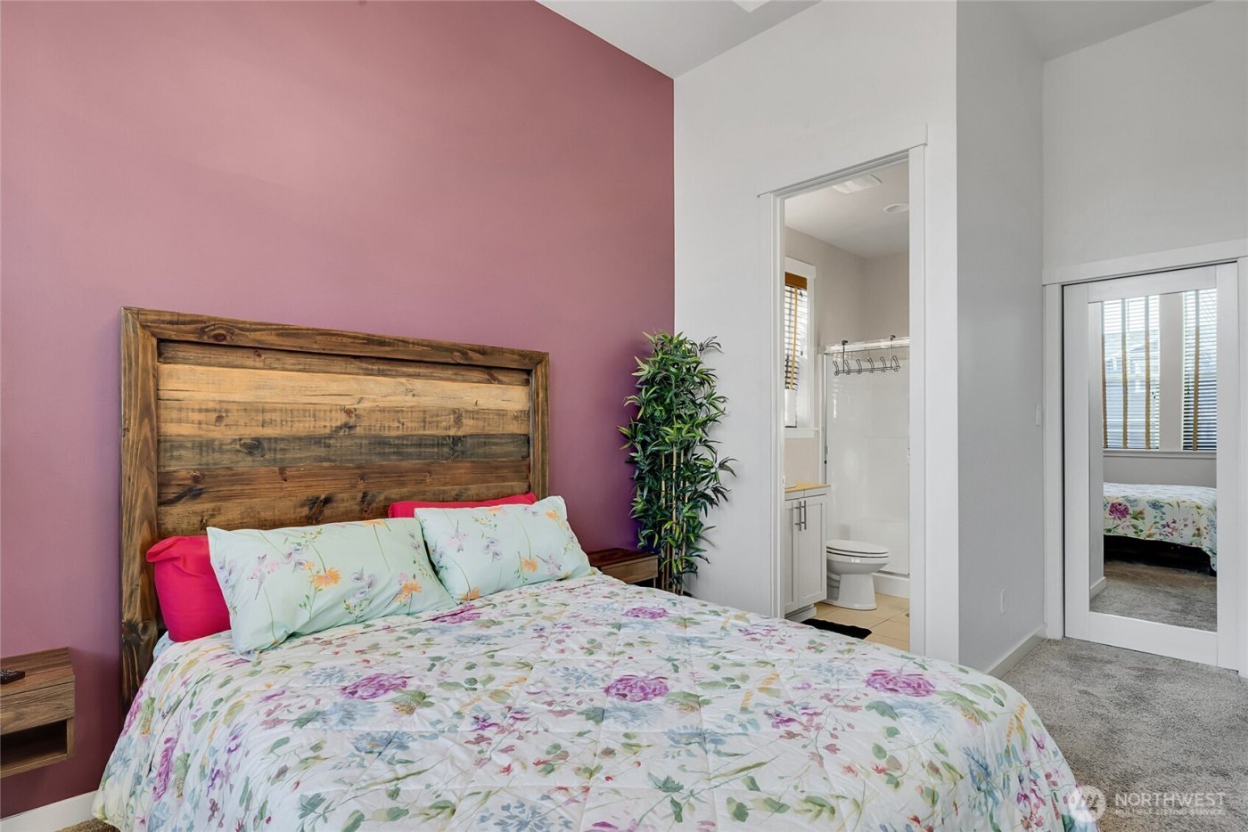 9327 Satterlee Avenue SE, Snoqualmie, WA 98065