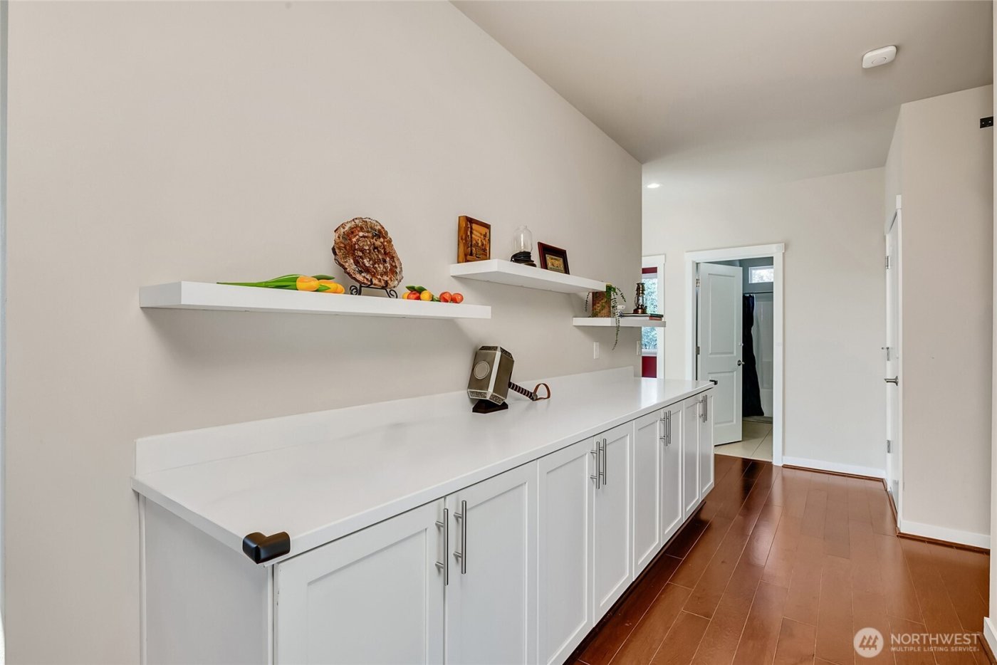 9327 Satterlee Avenue SE, Snoqualmie, WA 98065