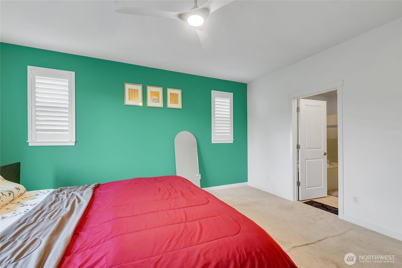 9327 Satterlee Avenue SE, Snoqualmie, WA 98065