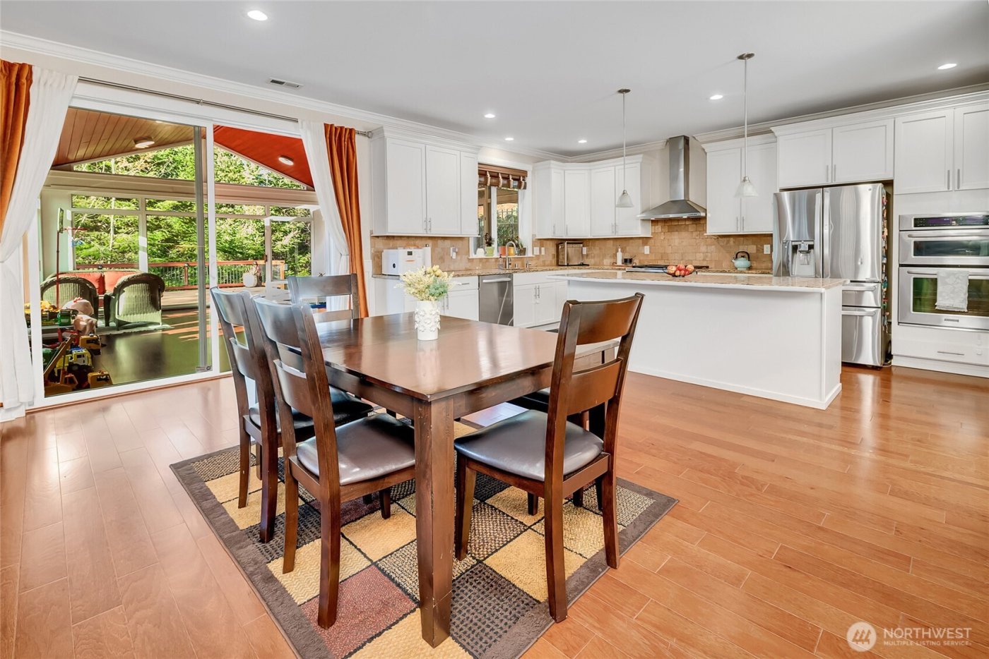 9327 Satterlee Avenue SE, Snoqualmie, WA 98065