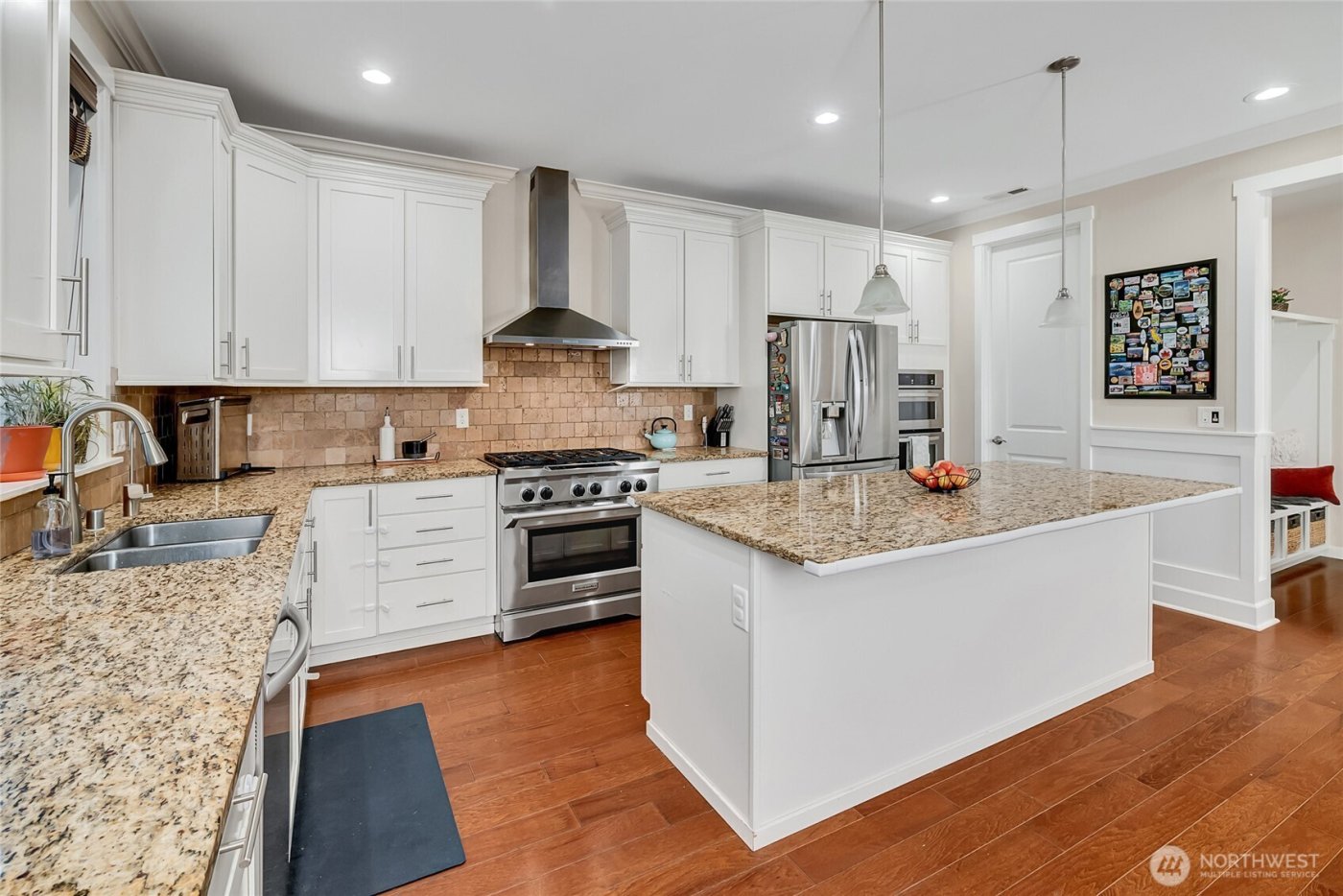 9327 Satterlee Avenue SE, Snoqualmie, WA 98065