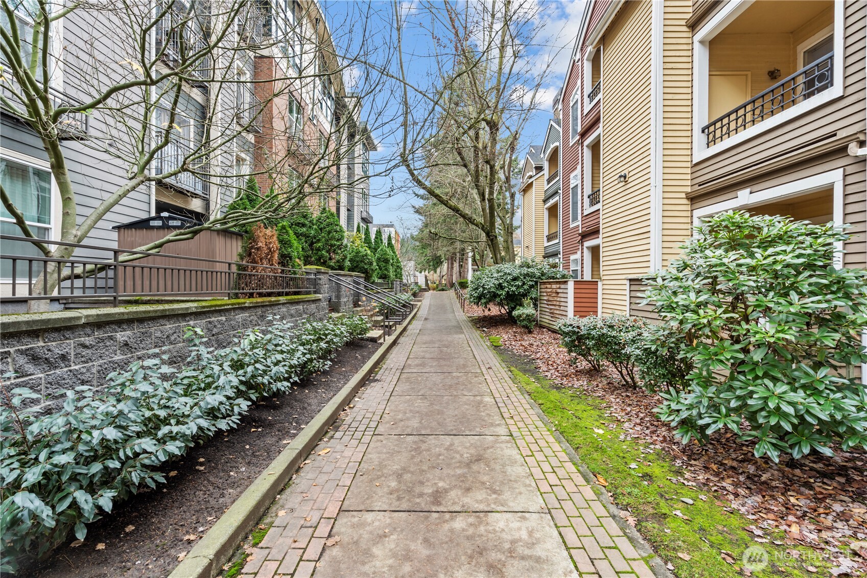 16275 NE 85th Street #107, Redmond, WA 98052