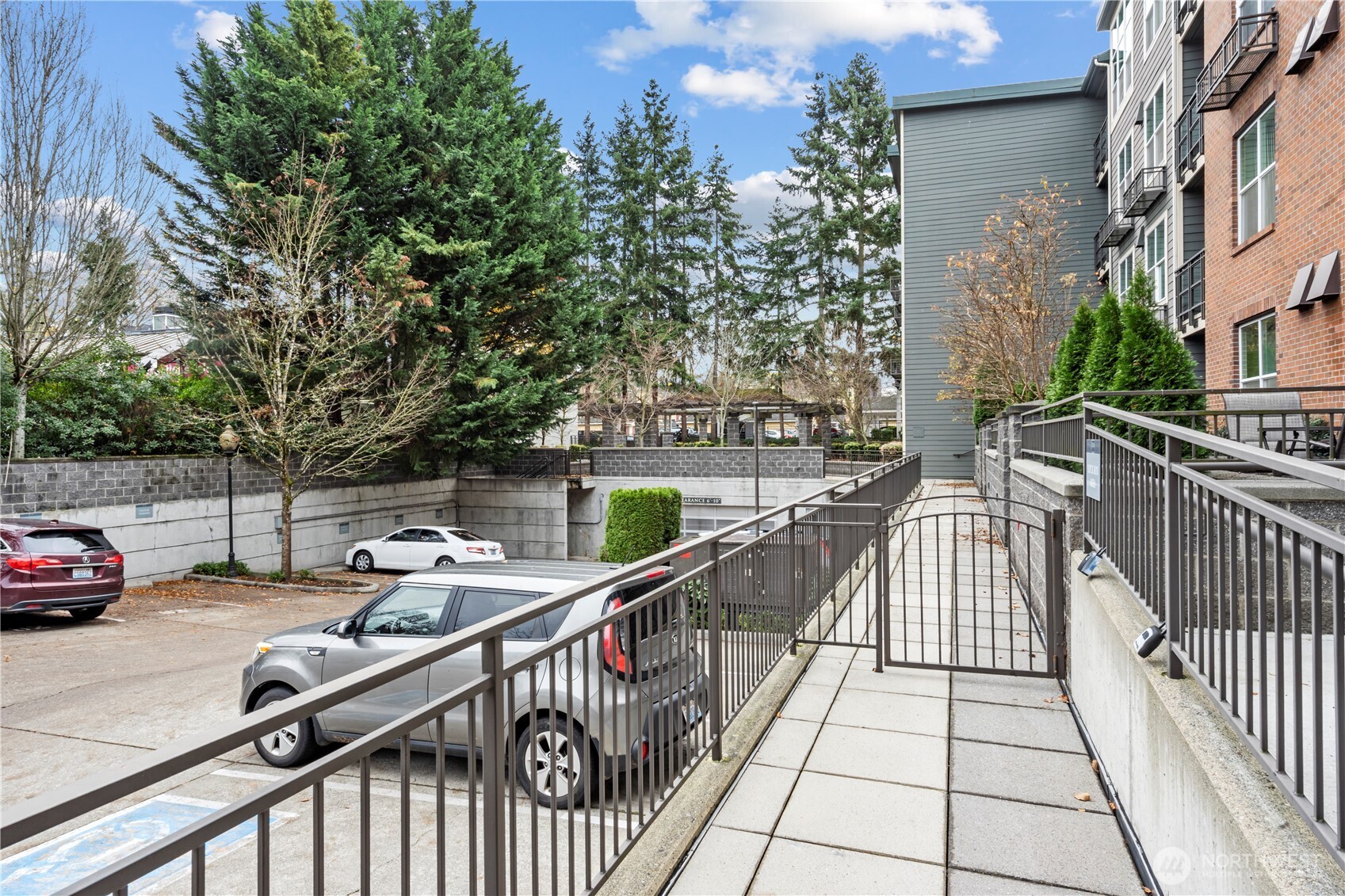 16275 NE 85th Street #107, Redmond, WA 98052