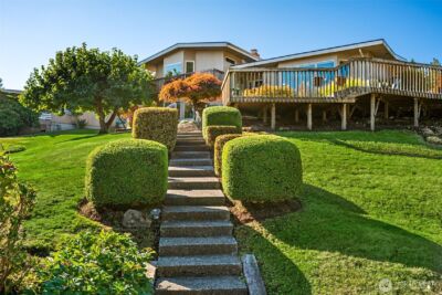 1405 Rolling Hills Terrace NW, Olympia, WA 98502