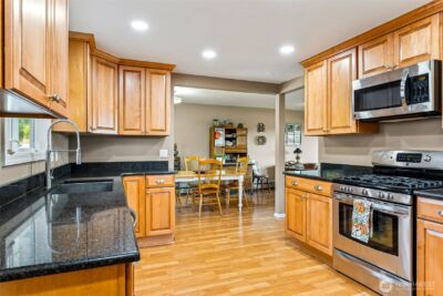 1405 Rolling Hills Terrace NW, Olympia, WA 98502 - Photo 10