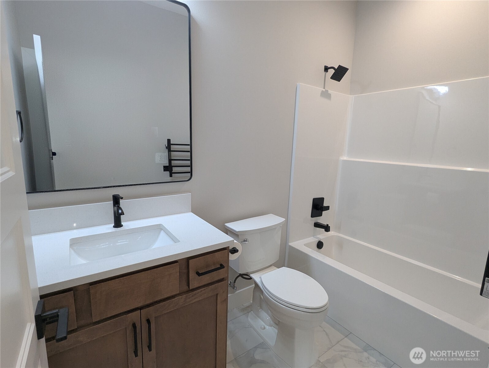 807 NE 357th Street , Ocean Park, WA 98640