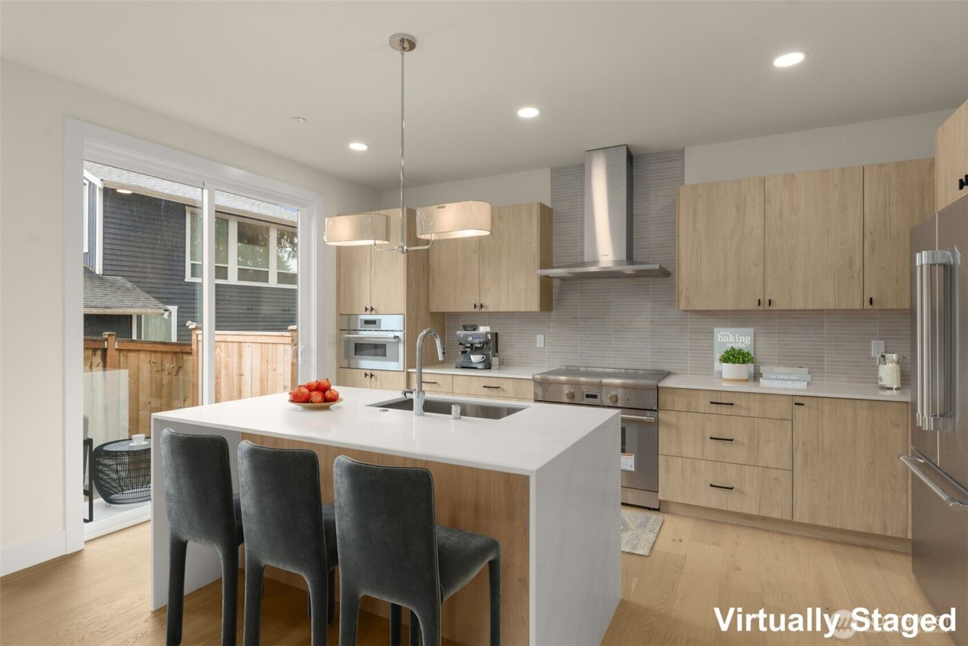 11417 NE 91st Street , Kirkland, WA 98033