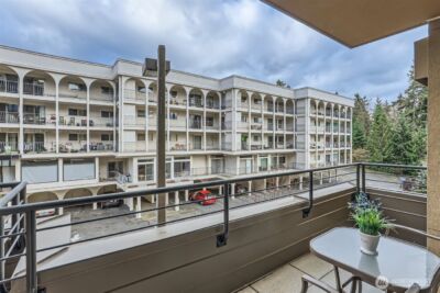 10047 Main Street #206, Bellevue, WA 98004 - Photo 3