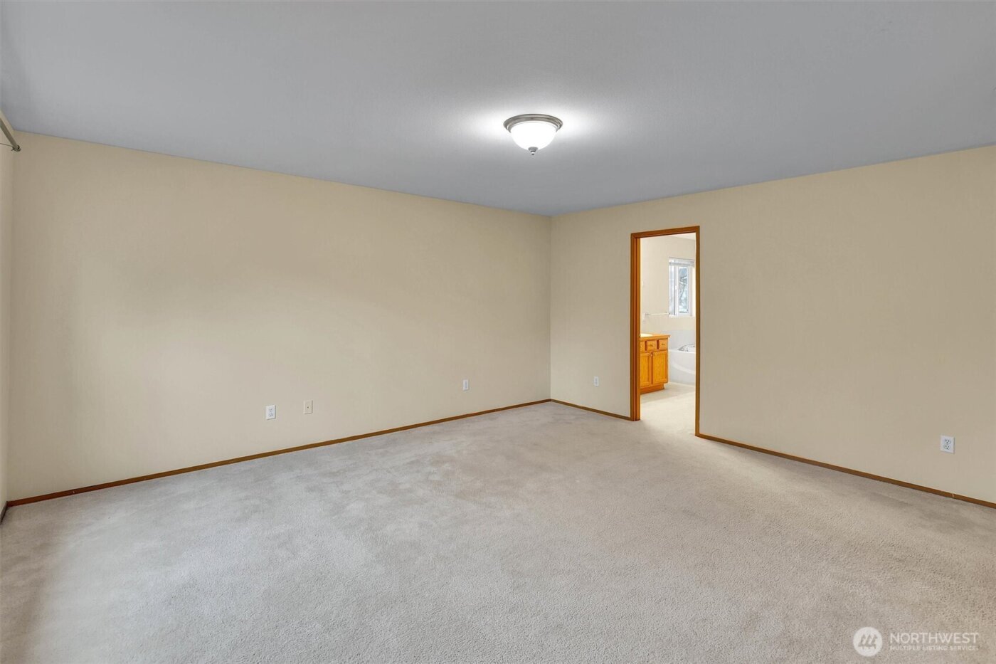 831 SW 364th Place , Federal Way, WA 98023