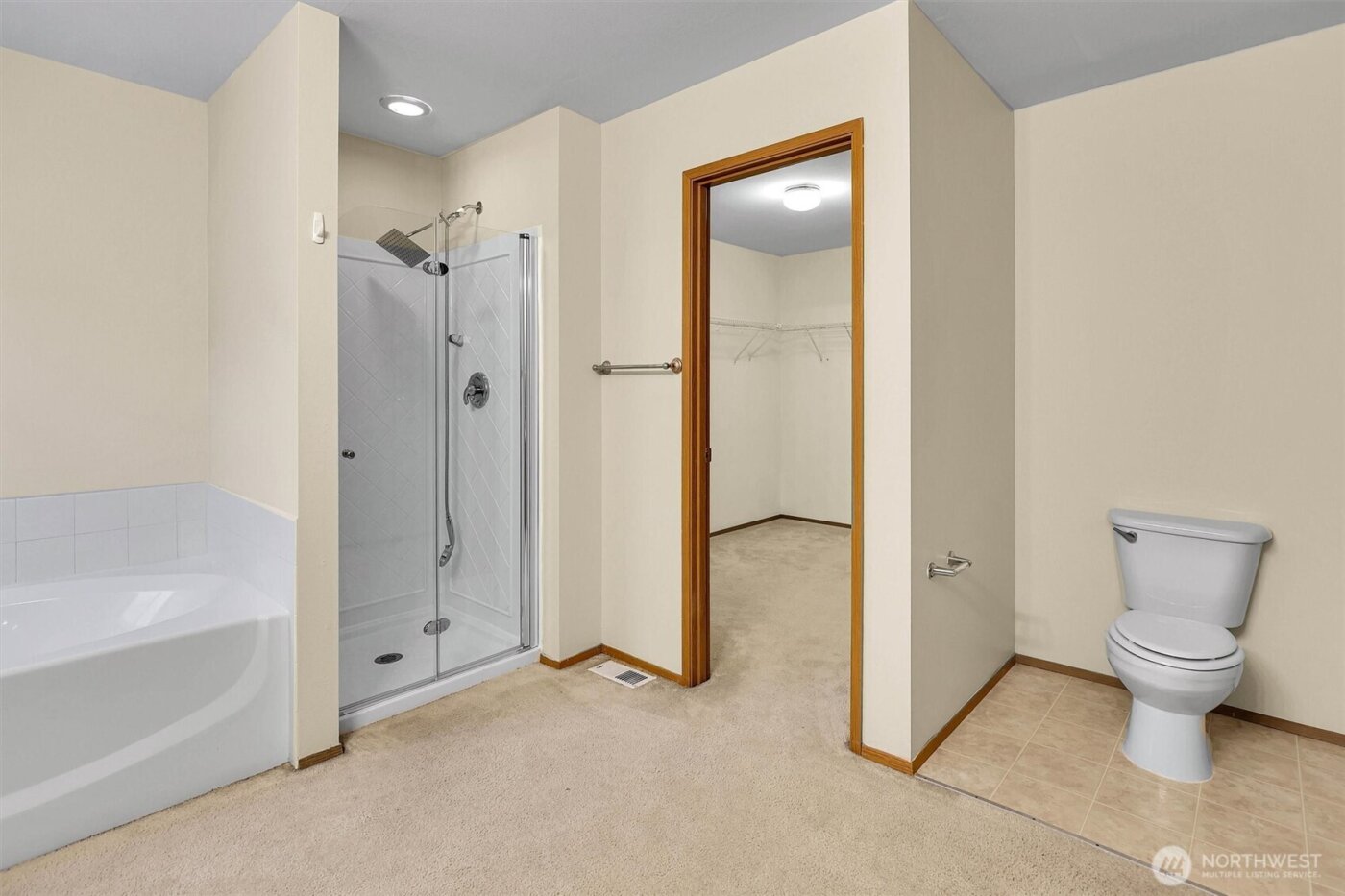 831 SW 364th Place , Federal Way, WA 98023