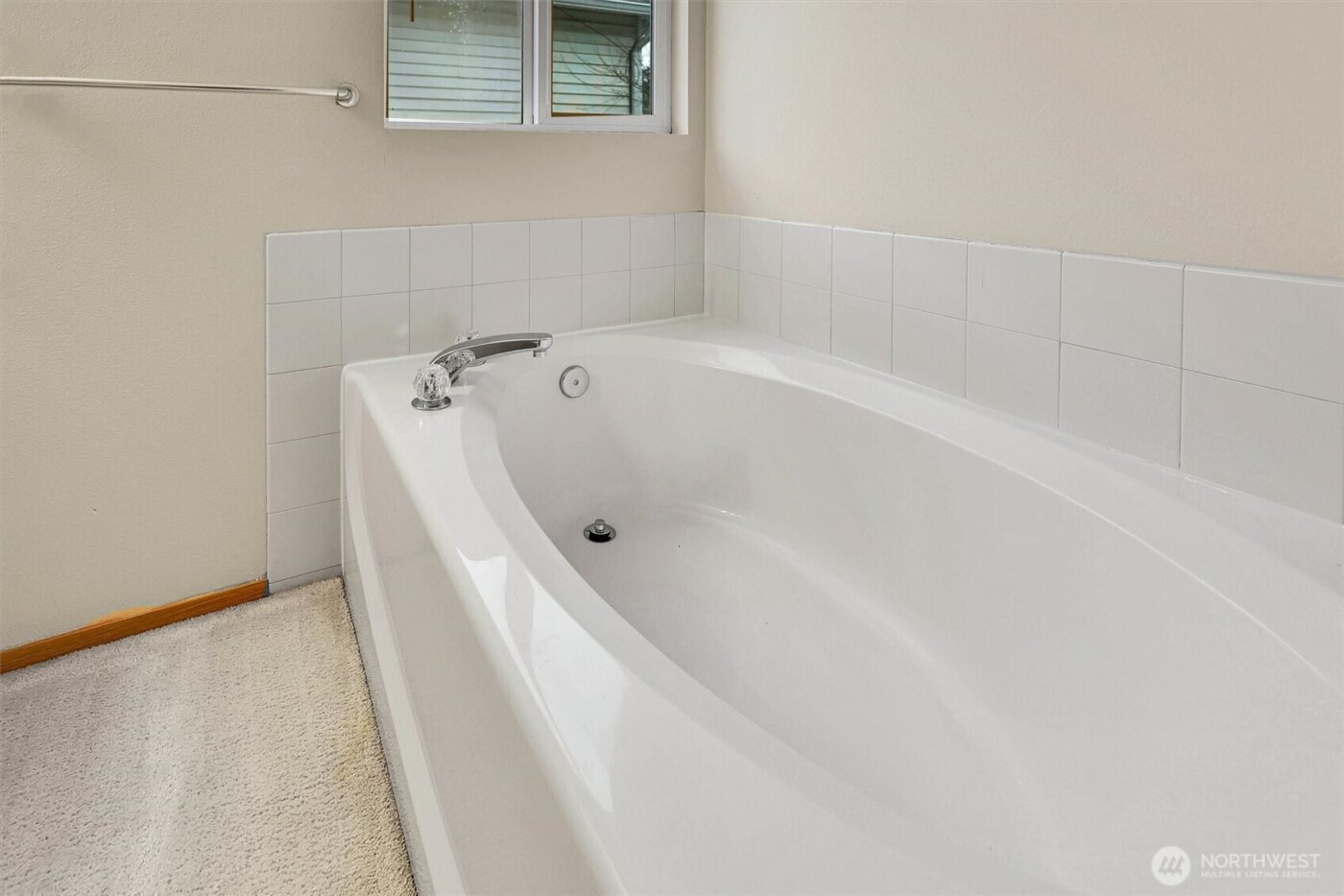 831 SW 364th Place , Federal Way, WA 98023