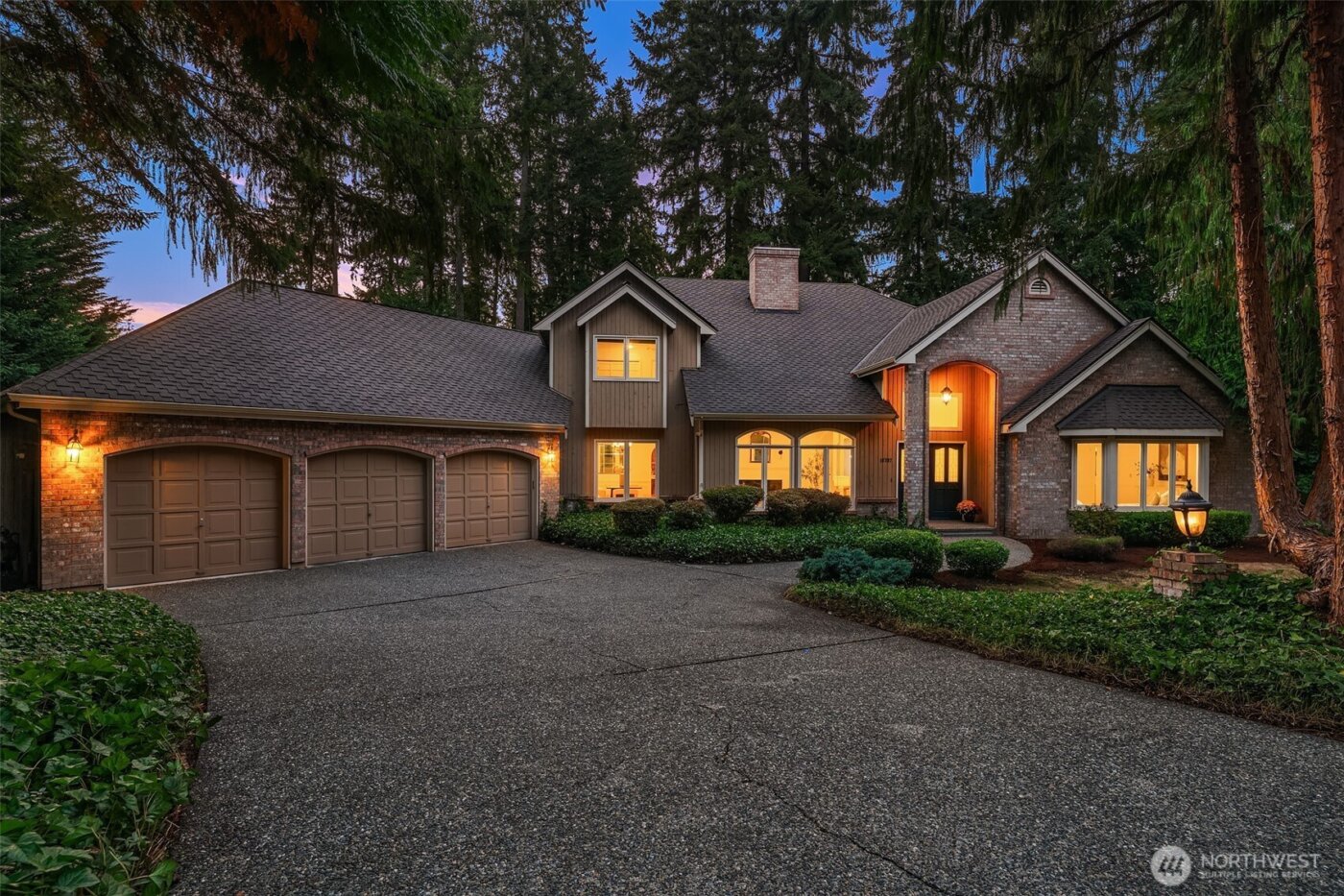 16707 NE 124th Street , Redmond, WA 98052