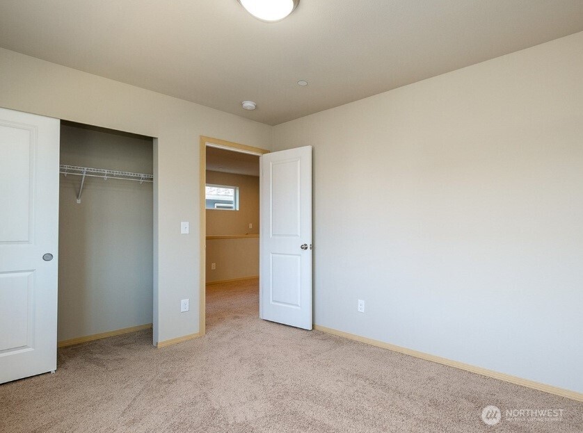 1033 Banyan Street , Bremerton, WA 98310