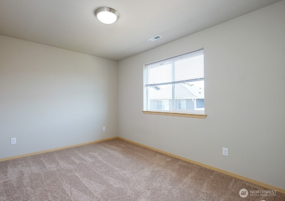 1033 Banyan Street , Bremerton, WA 98310