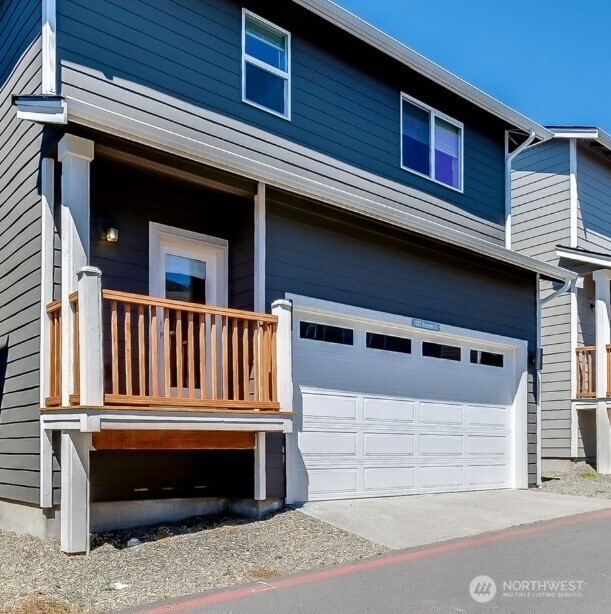 1033 Banyan Street , Bremerton, WA 98310