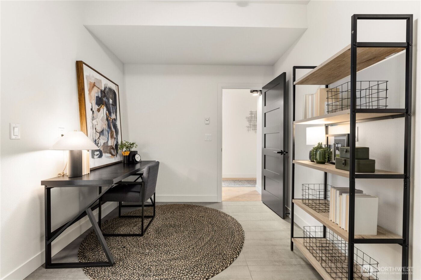 2560 30th Avenue W, Seattle, WA 98199