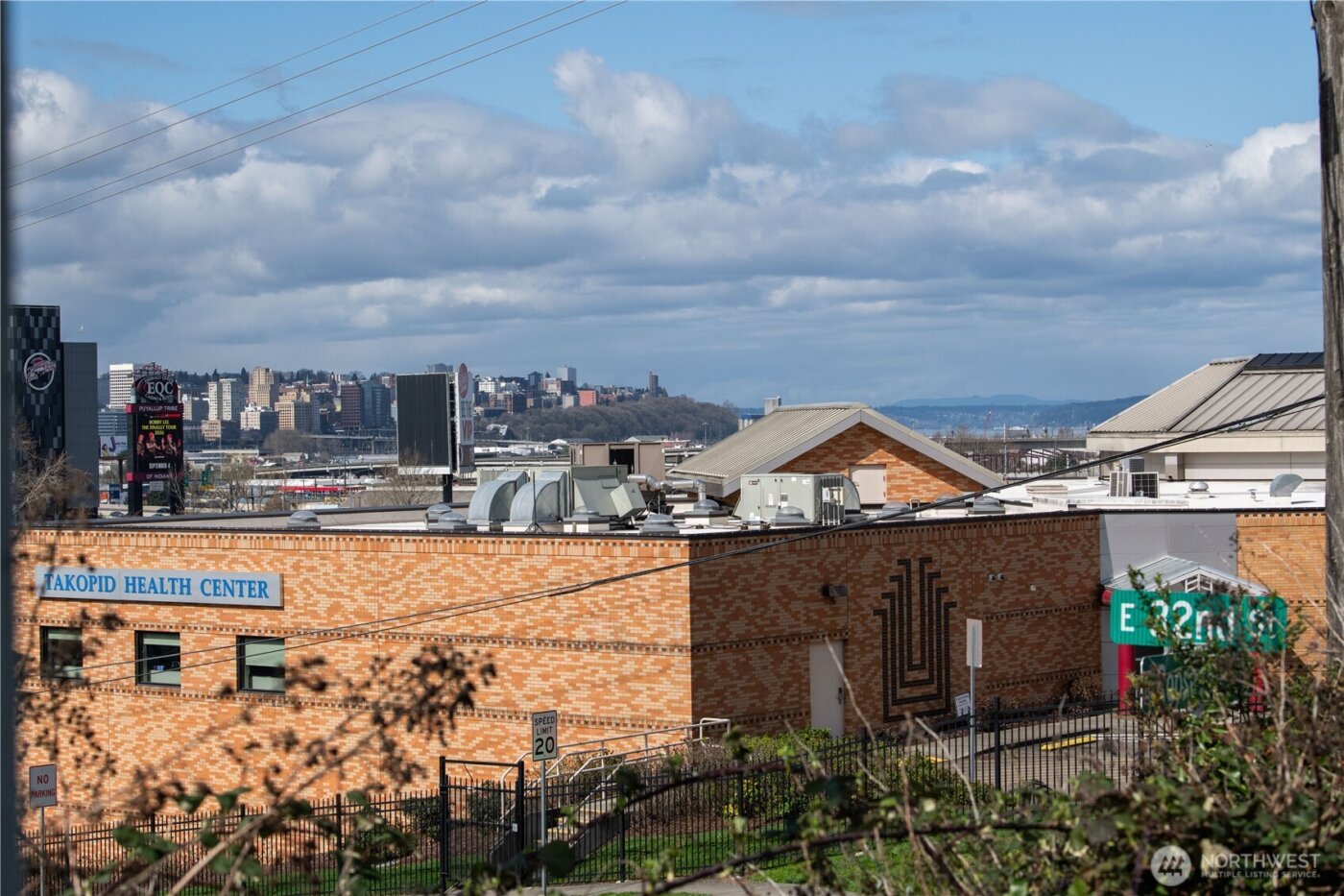 2202 E 32nd Street , Tacoma, WA 98404
