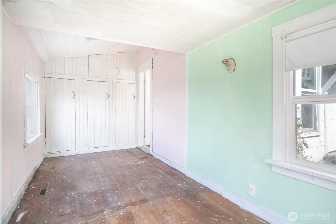 2202 E 32nd Street , Tacoma, WA 98404