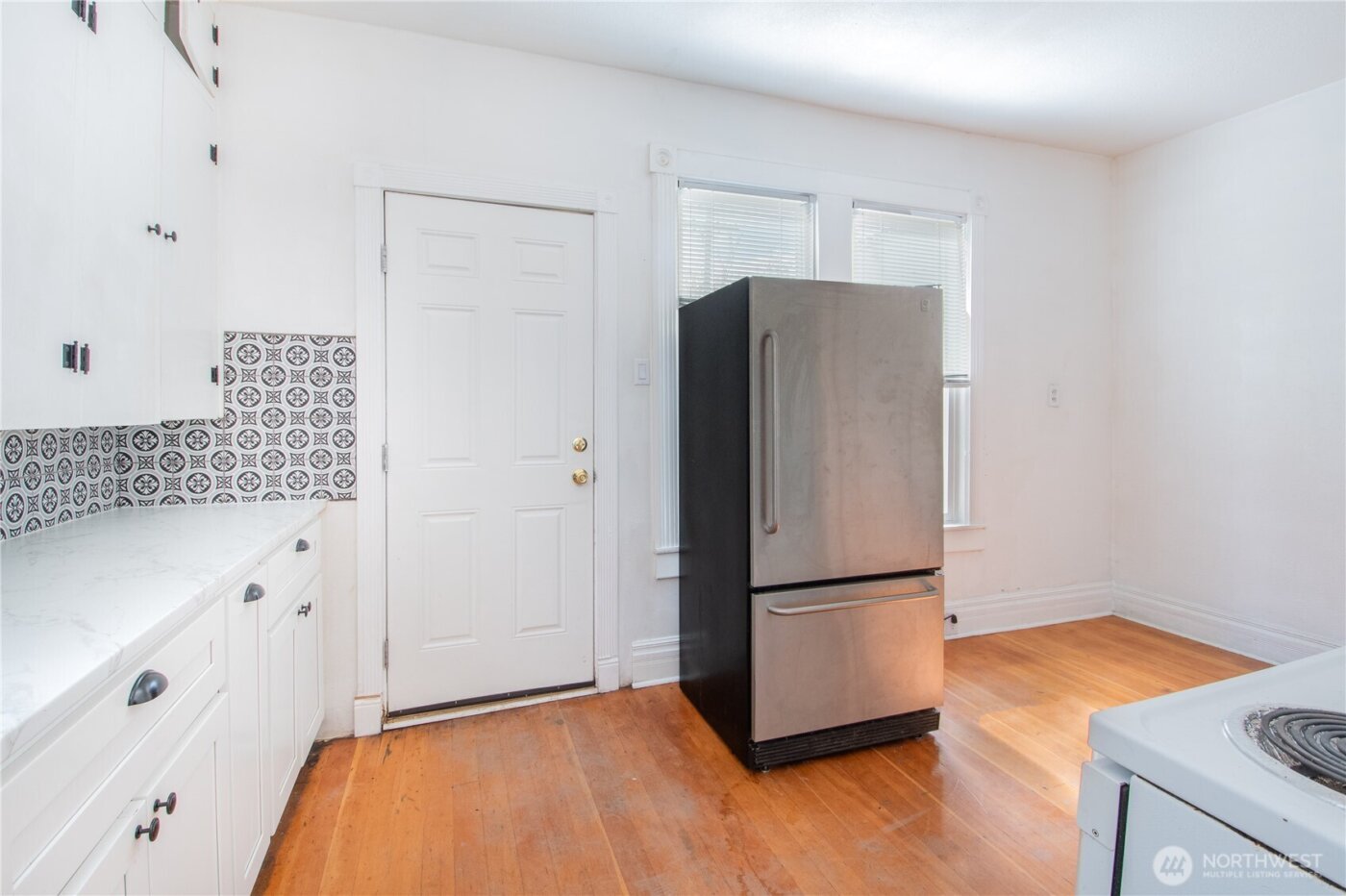 2202 E 32nd Street , Tacoma, WA 98404