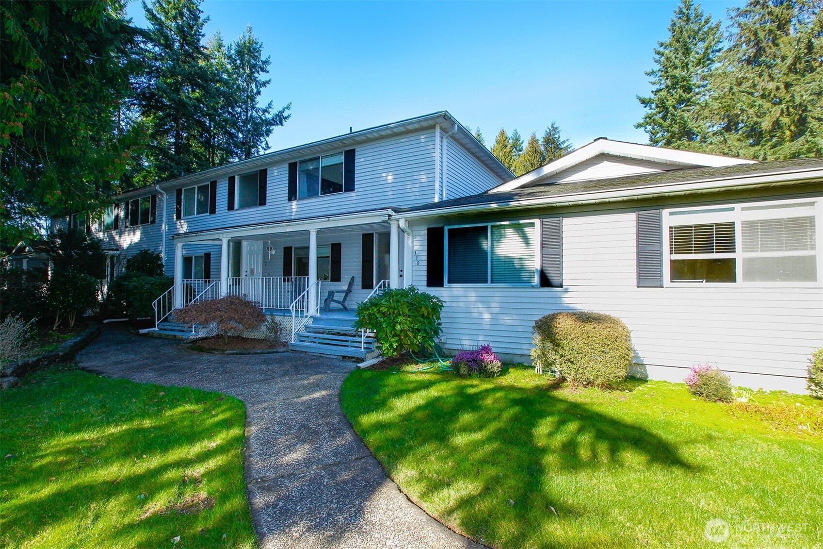 110 SW 325th Place , Federal Way, WA 98003