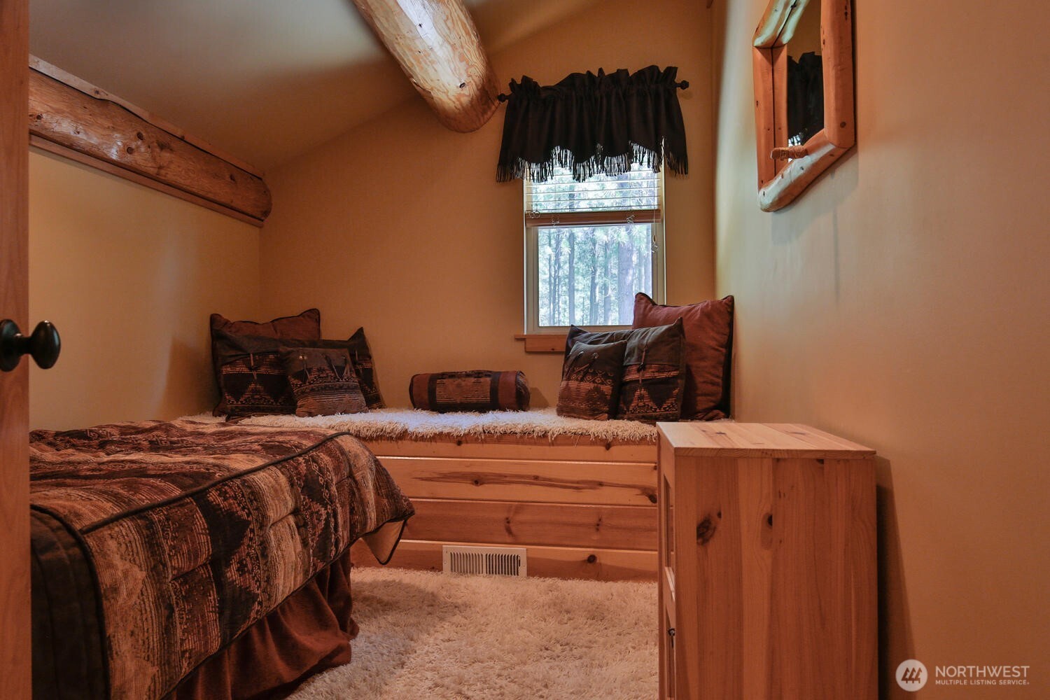 18135 River Road , Leavenworth, WA 98826