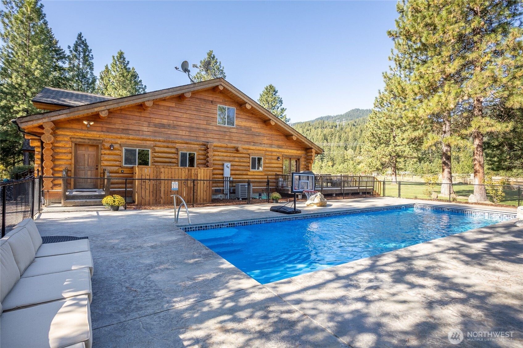 18135 River Road , Leavenworth, WA 98826