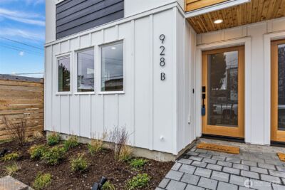 928 NW 57th Street #B, Seattle, WA 98107