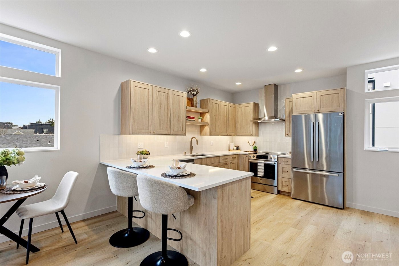 928 NW 57th Street #B, Seattle, WA 98107