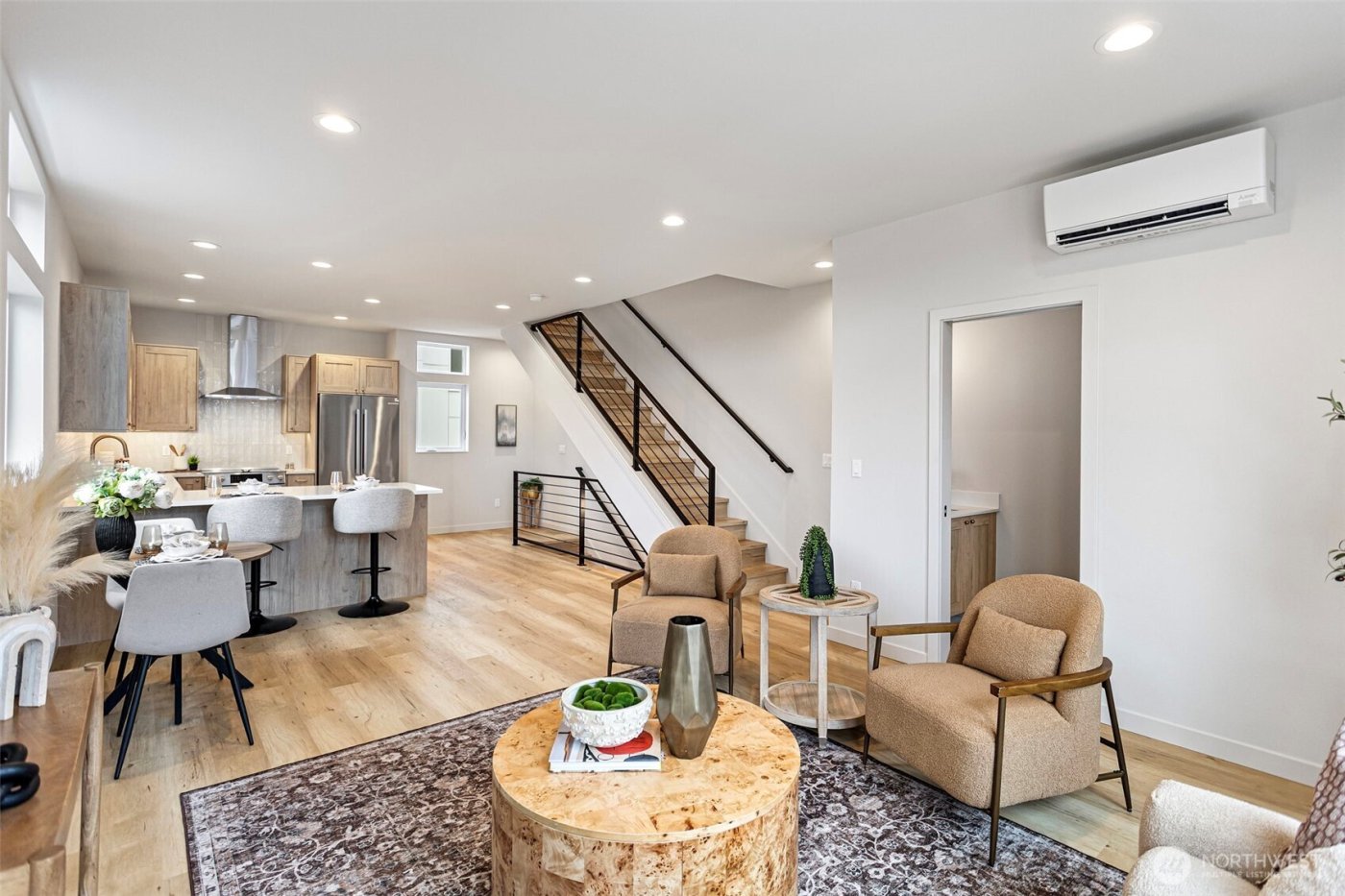 928 NW 57th Street #B, Seattle, WA 98107