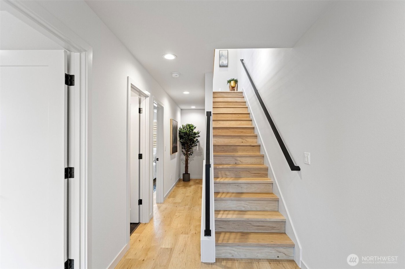 928 NW 57th Street #B, Seattle, WA 98107