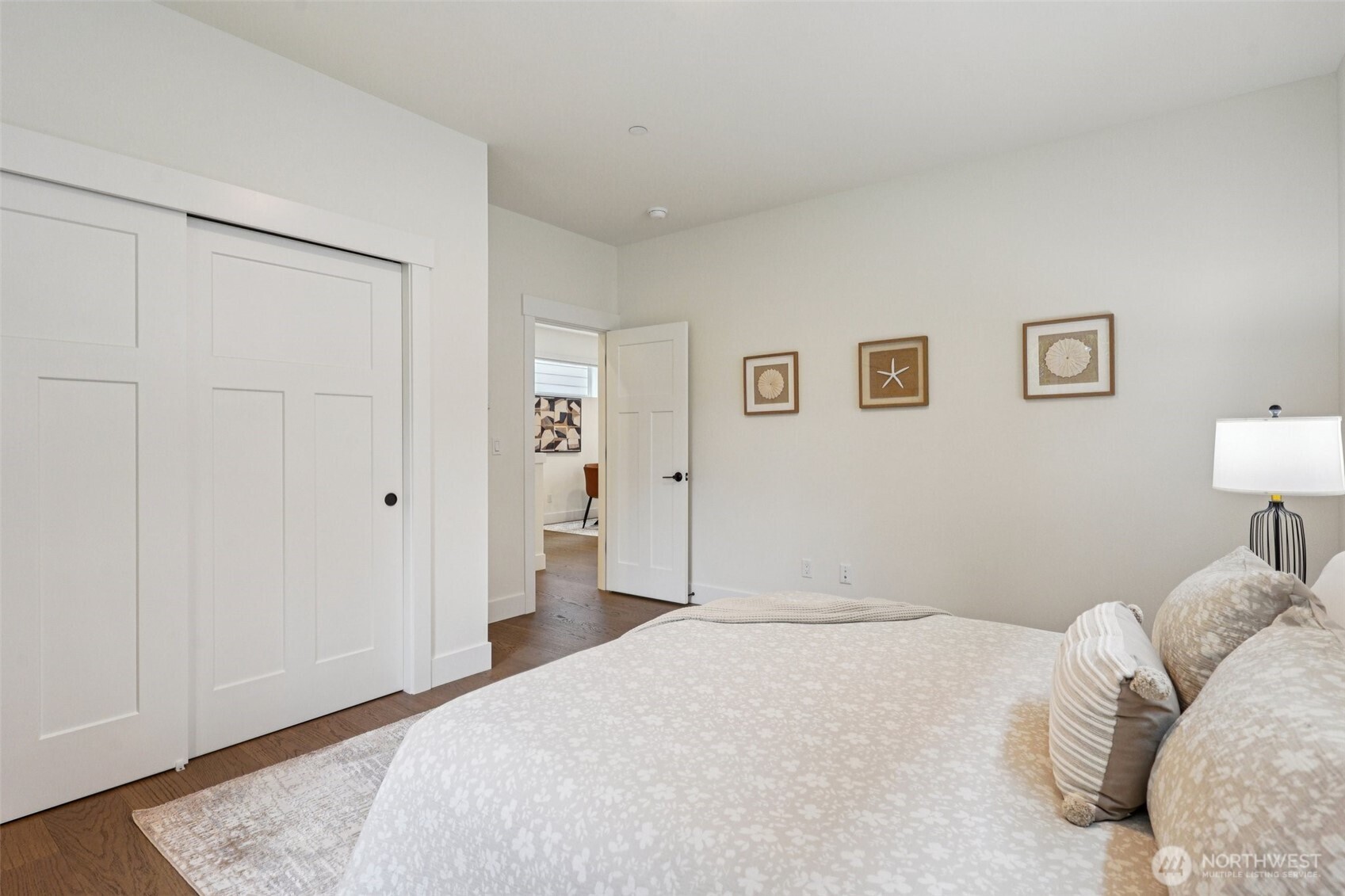 11 160th Place SE, Bothell, WA 98012