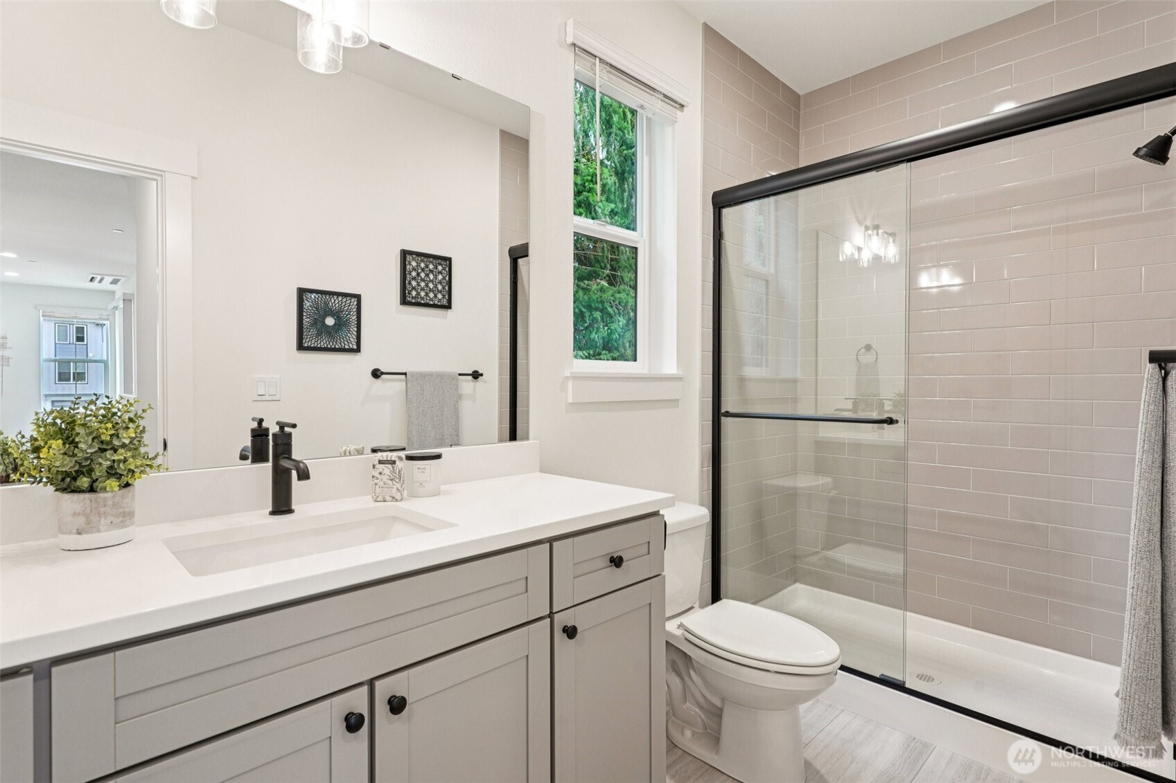 11 160th Place SE, Bothell, WA 98012