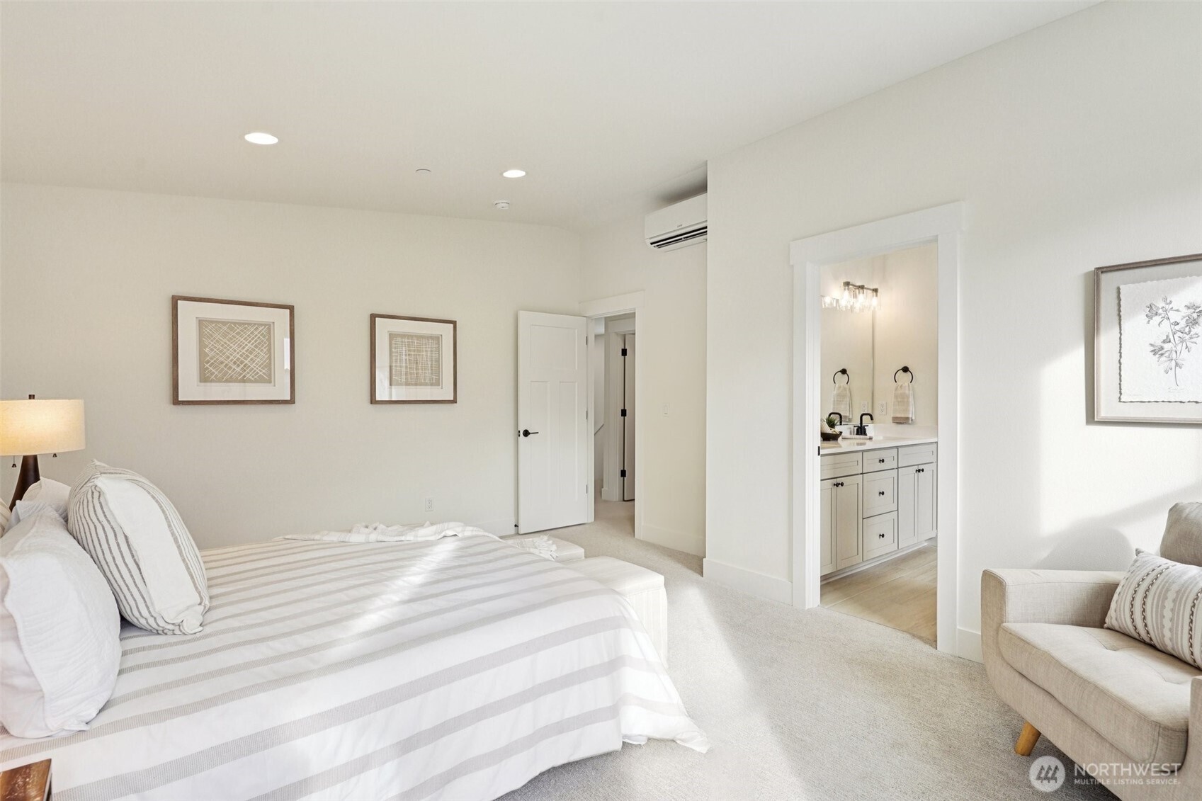 11 160th Place SE, Bothell, WA 98012