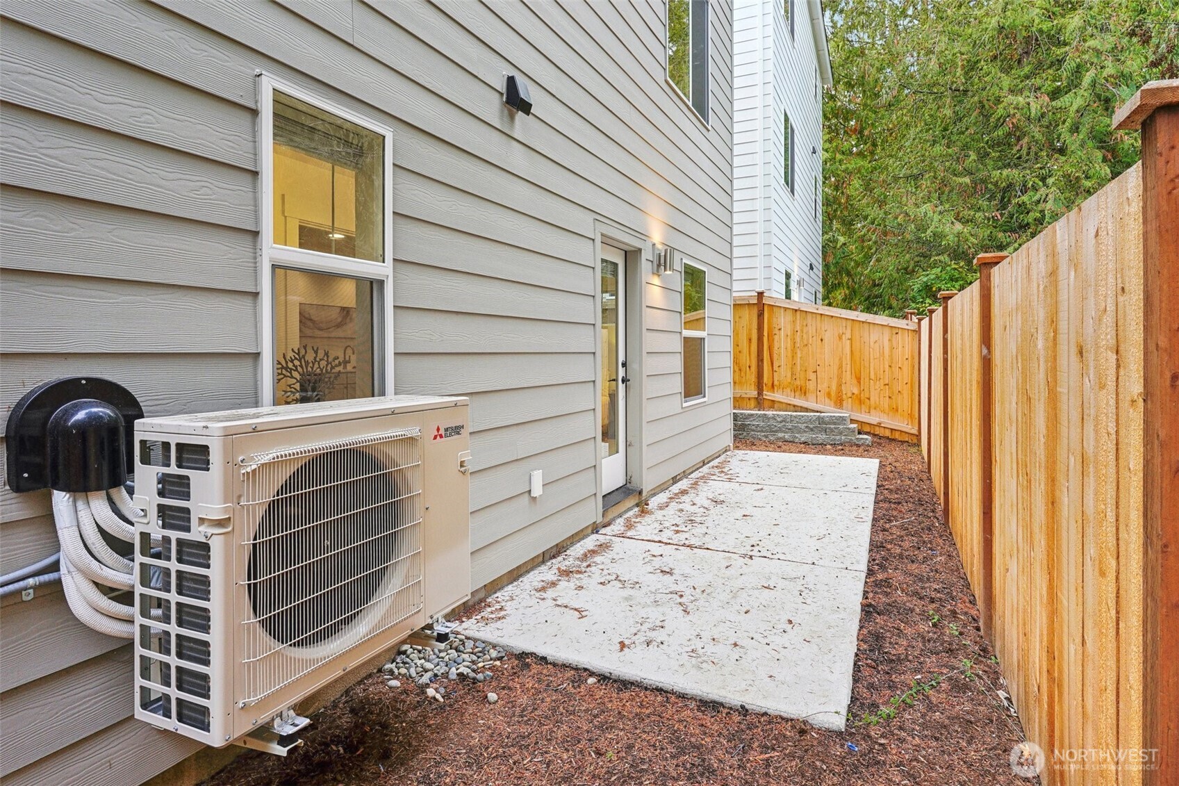 11 160th Place SE, Bothell, WA 98012