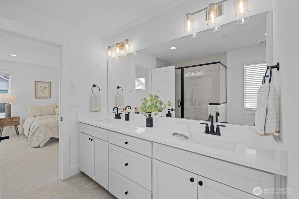 16 160th Place SE, Bothell, WA 98012