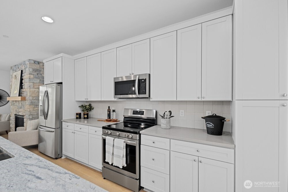 16 160th Place SE, Bothell, WA 98012