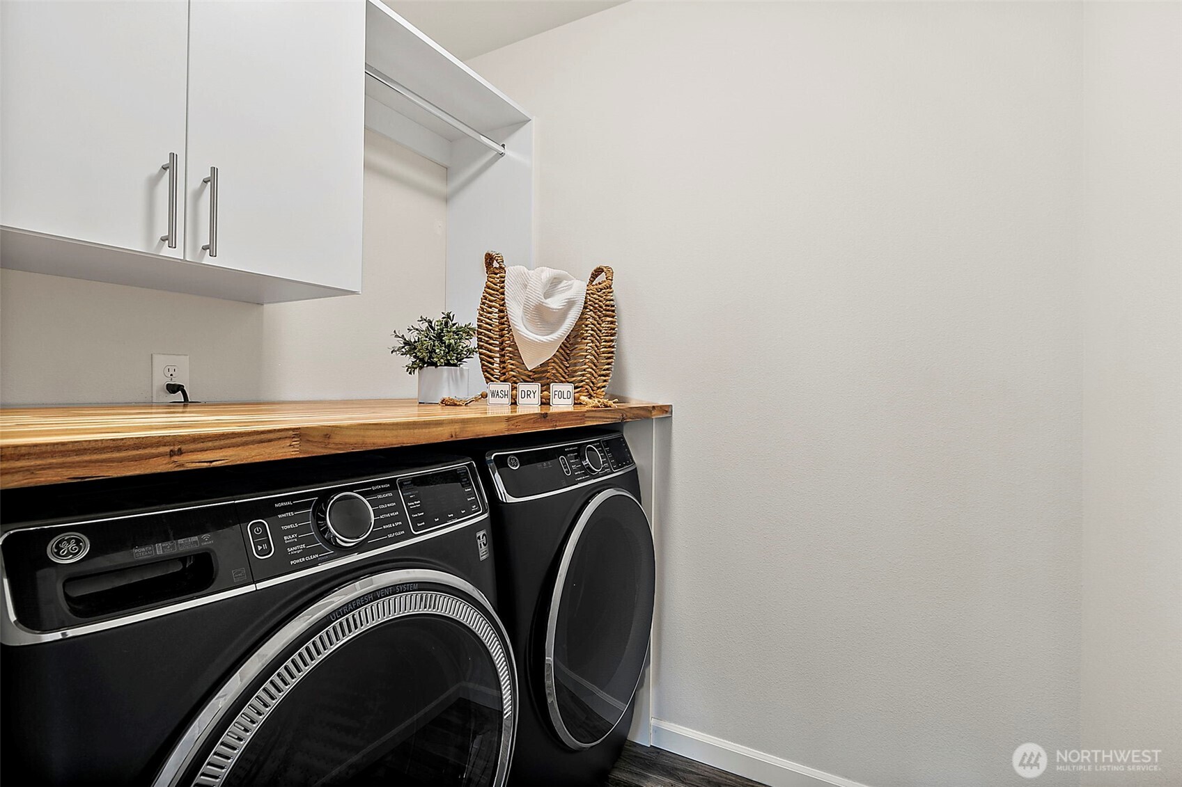 623 S Davis Street , Buckley, WA 98321-8658