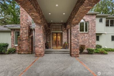 26319 NE 34th Street , Redmond, WA 98053