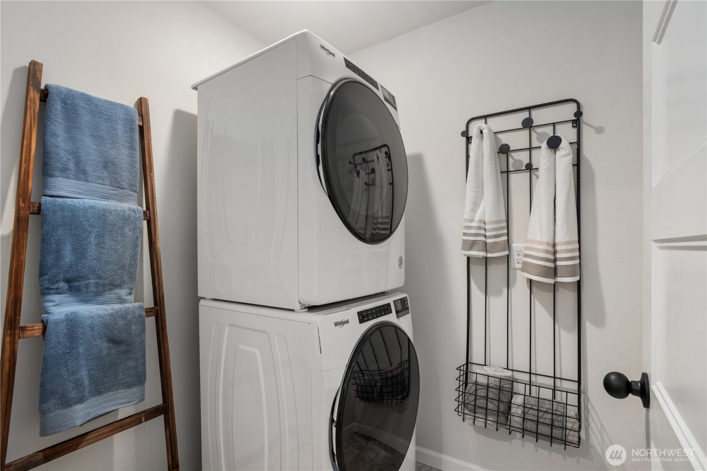 12658 121st Street Ct E #100, Puyallup, WA 98374