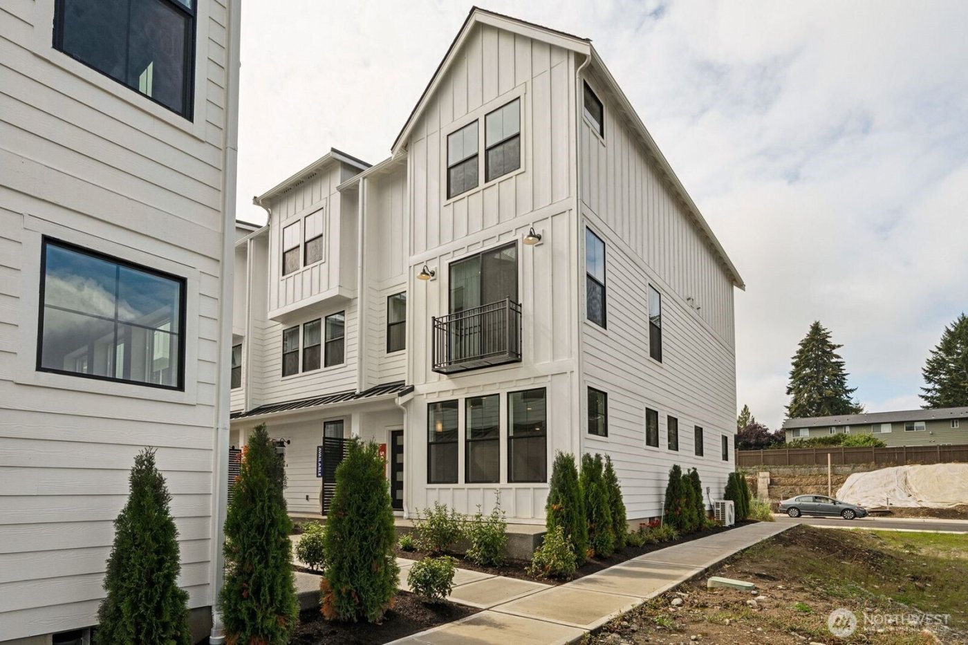 12658 121st Street Ct E #100, Puyallup, WA 98374