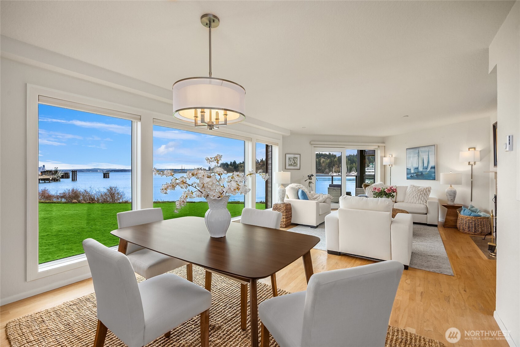 428 Harborview Drive SE #121, Bainbridge Island, WA 98110-2401