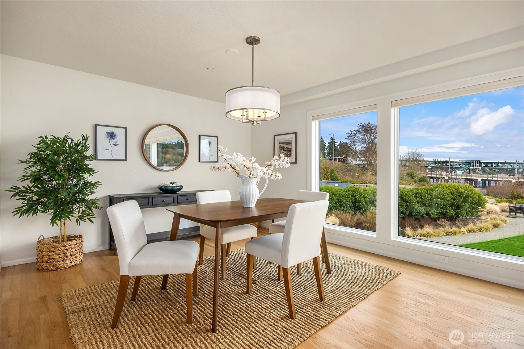 428 Harborview Drive SE #121, Bainbridge Island, WA 98110-2401