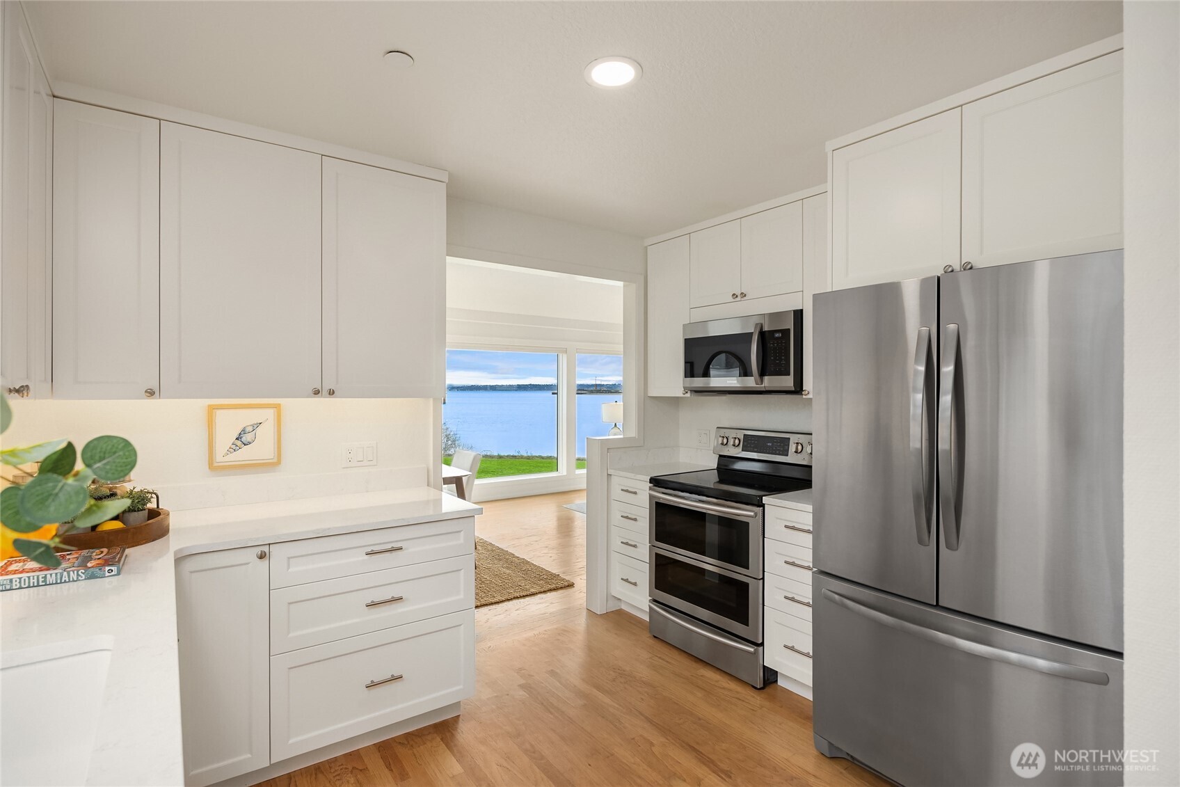 428 Harborview Drive SE #121, Bainbridge Island, WA 98110-2401