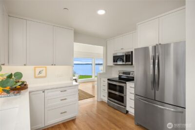 428 Harborview Drive SE #121, Bainbridge Island, WA 98110-2401 - Photo 16