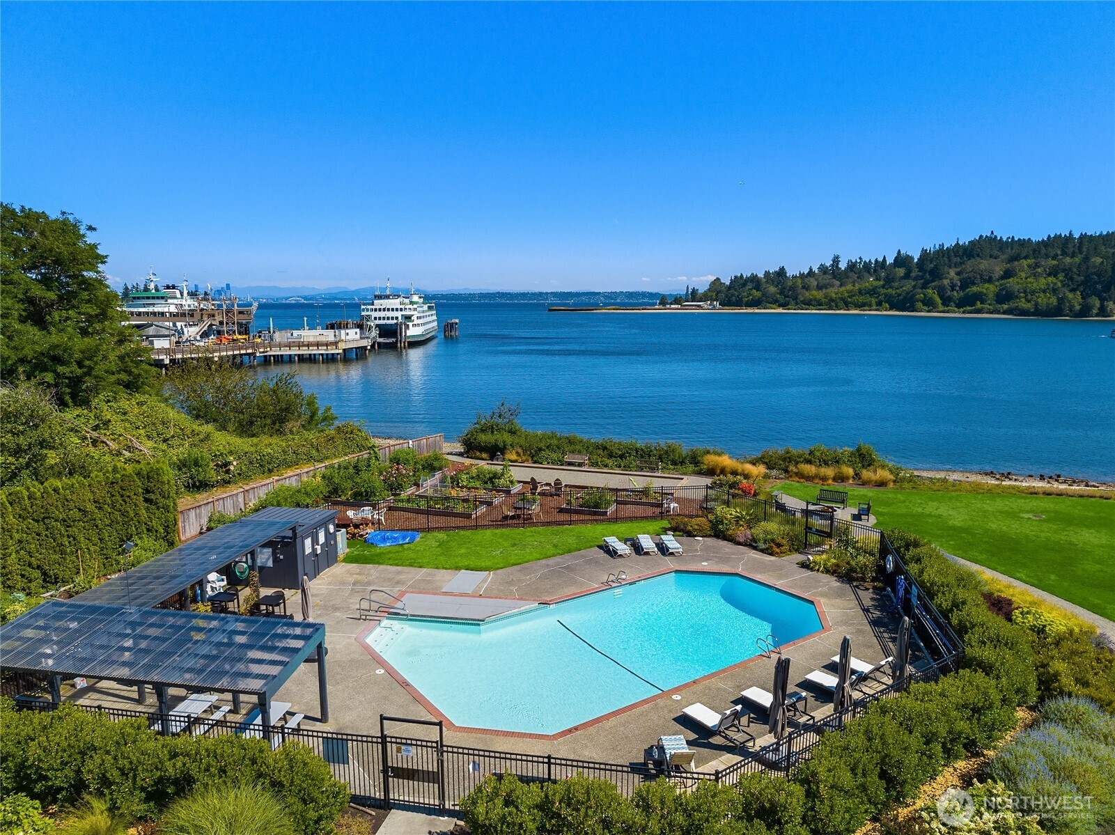 428 Harborview Drive SE #121, Bainbridge Island, WA 98110-2401