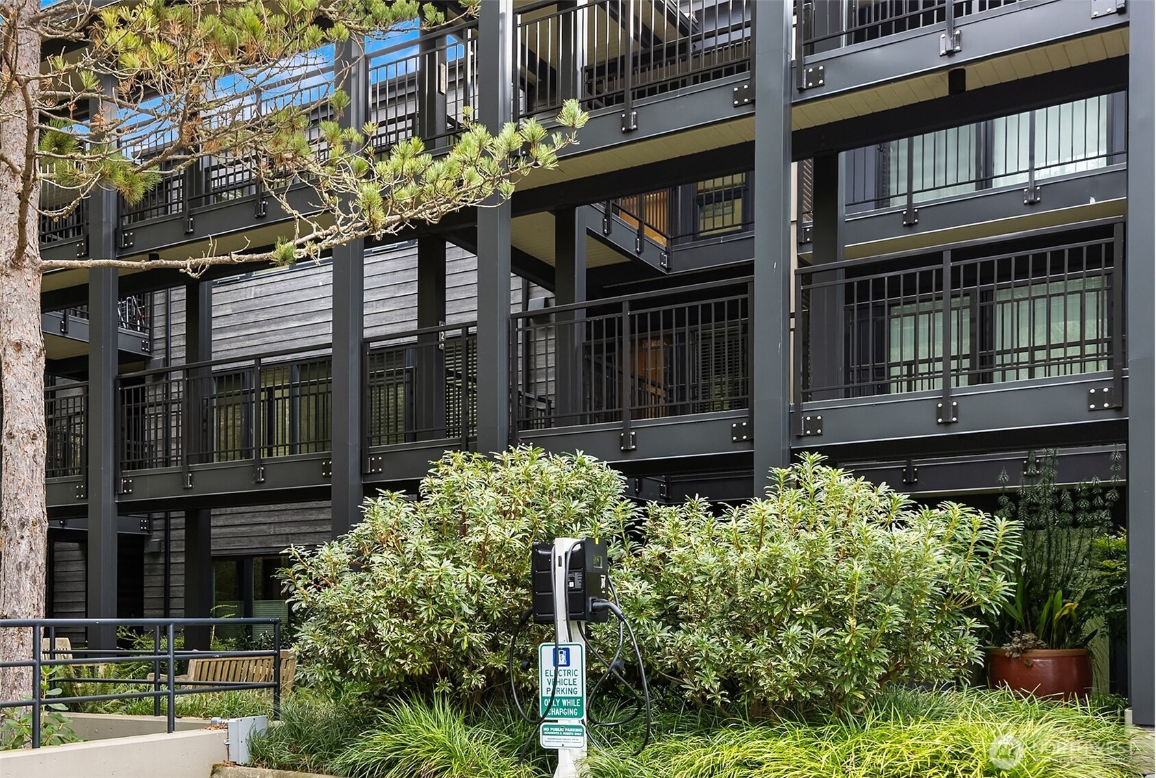 428 Harborview Drive SE #121, Bainbridge Island, WA 98110-2401